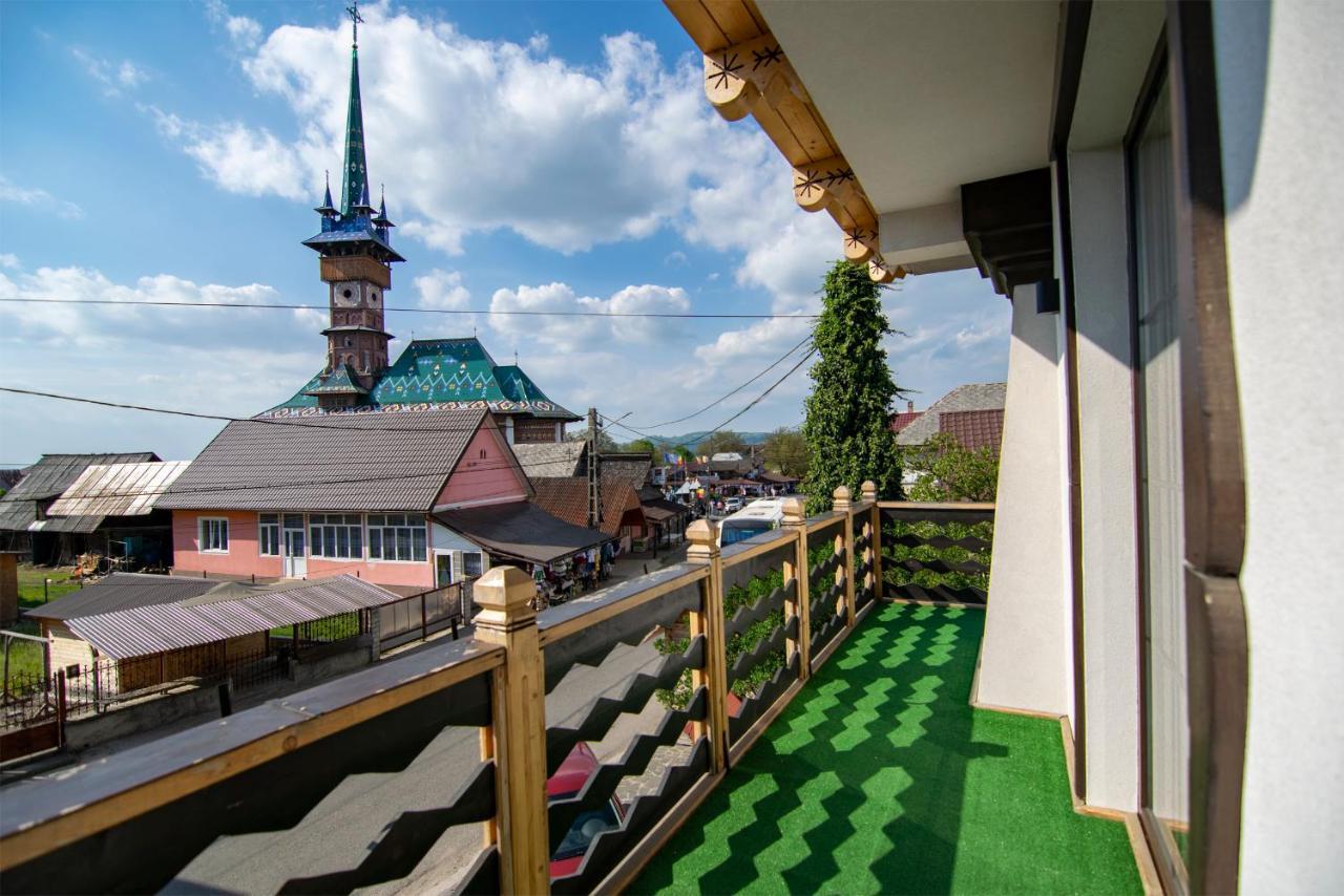 La Conacul Vesel Hotel Săpînţa Kültér fotó