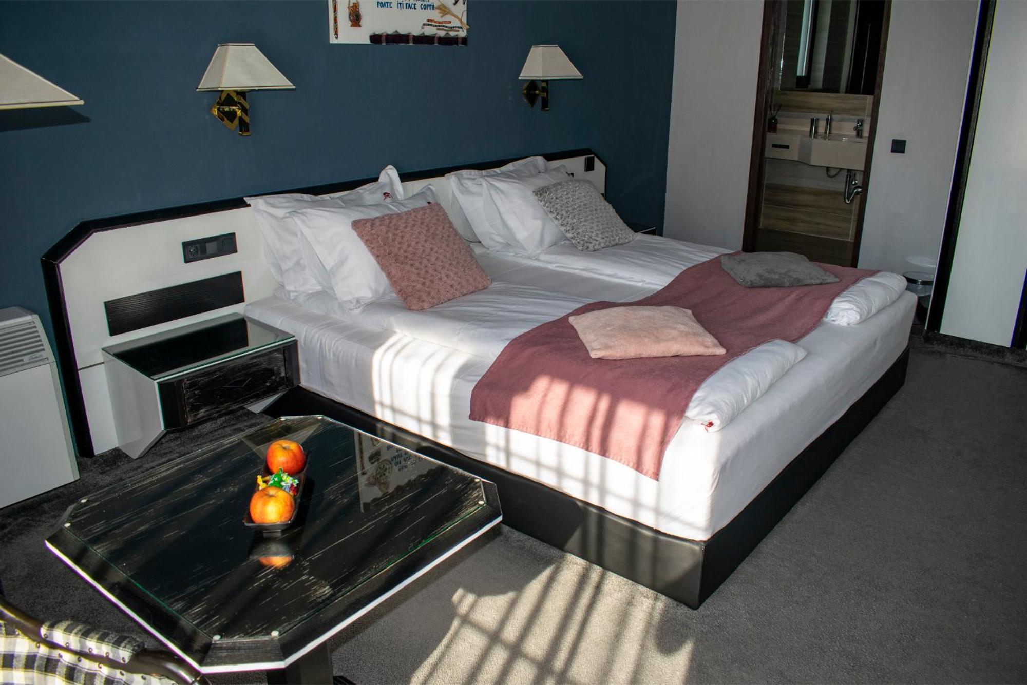 La Conacul Vesel Hotel Săpînţa Kültér fotó